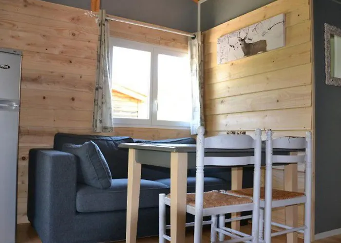 4 Pers Avec Terrasse A - Api-1-52-236